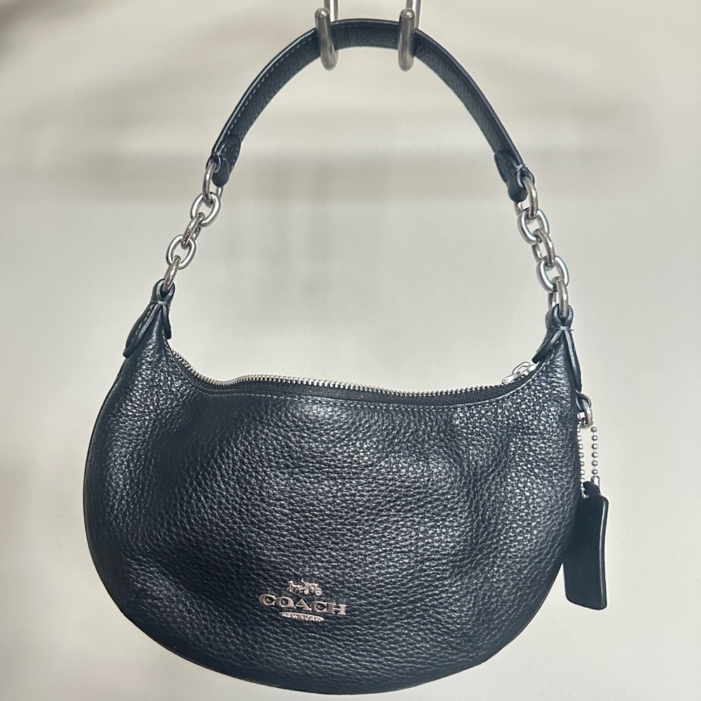 COACH mini payton in Black Pebbled Leather Shoulder Bag